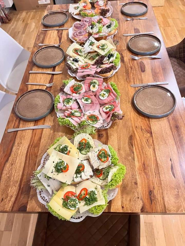 Produktfoto zu Belegte Brötchen (Info)